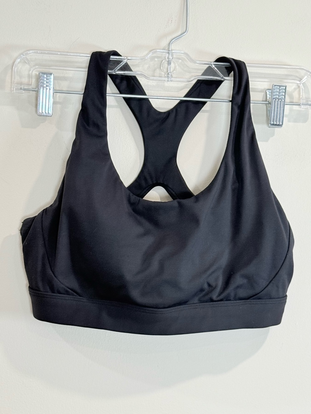 🔥Athleta Women’s Black Racerback Sports Bra - Comfortable Support Size M EC 🔥